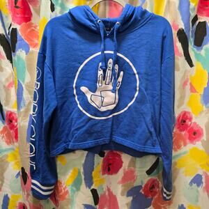 Body Glove blue and white cropped hooded sweatshirt drawstring graphic large